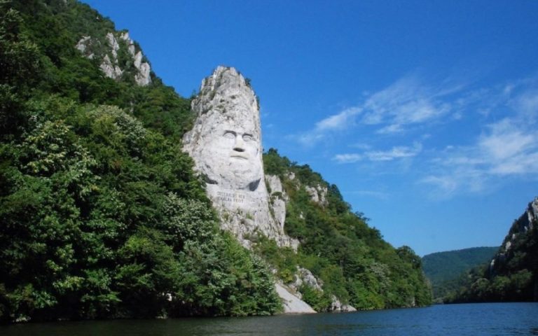Obiective Turistice De Vizitat In Clisura Dunarii Catavencunou Ro My 